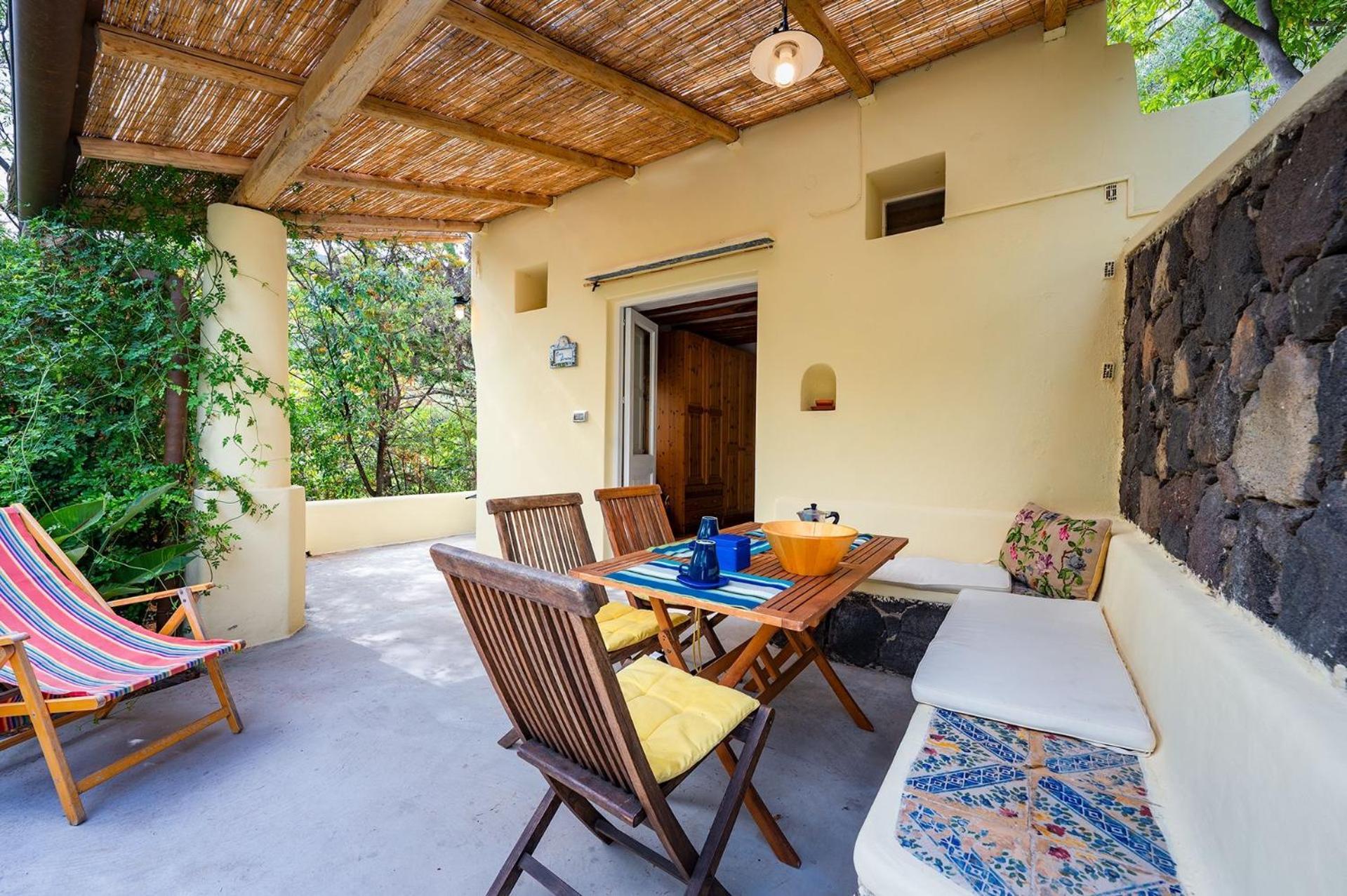 Вилла Casa Scirocco Lipari Экстерьер фото